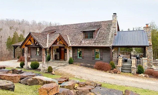 Christopher Lindner's Sanitized Obituary Sparks Outcry Over Omitted Abuse and Police Encounter Allegations