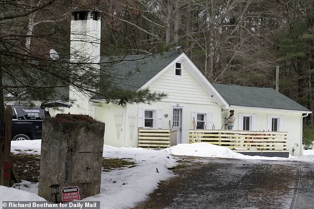 Failed US Marshal Raid on Timothy Busfield's Home Revealed He Had Already Surrendered in New Mexico