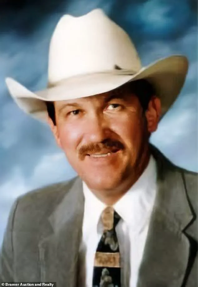 Lois Jurgens's Porch Crock: A $32,000 Windfall After Nearly Selling for $20