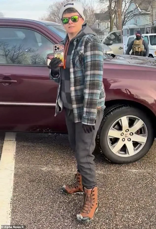 FBI Agent Resigns Amid Pressure to Abandon ICE Shooting Probe: Urgent Update