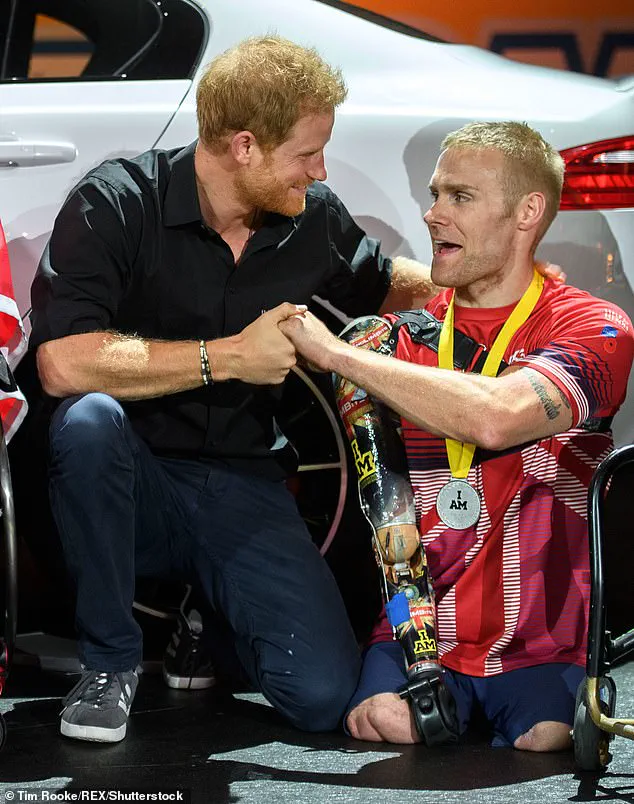 Meghan Markle Sparks Controversy by Leverage Prince Harry’s Afghanistan Photo to Amplify Criticism of Trump’s Remarks on British Troops