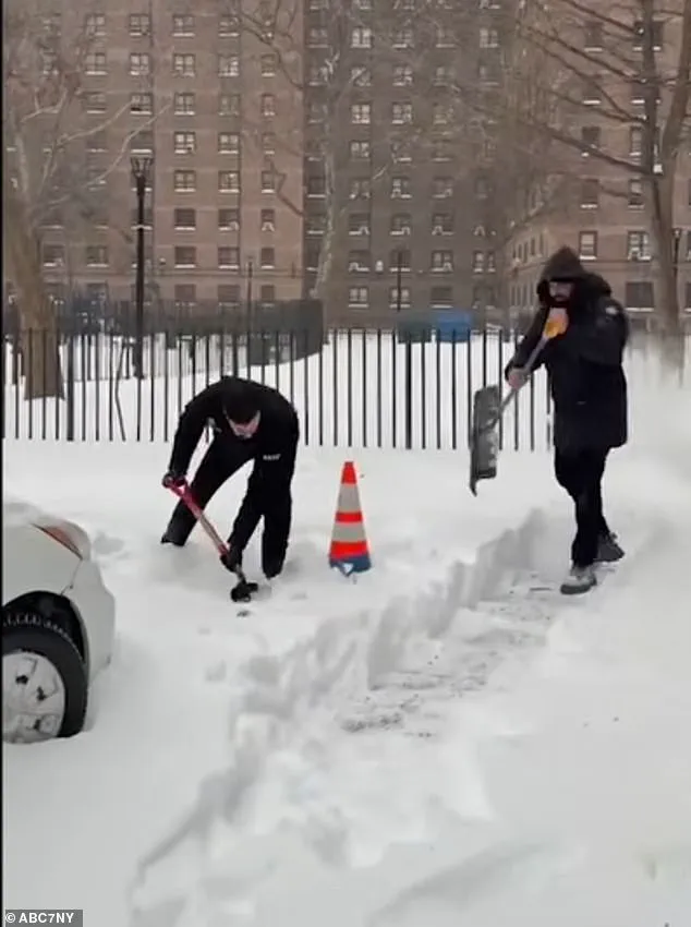 Historic Winter Storm Buries NYC in Record Snowfall, Mayor Mobilizes to Aid Stranded Residents