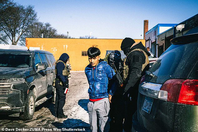 Breaking: Tense Standoff Between Federal Agents and Alleged Illegal Migrant in Minnesota as Immigration Enforcement Intensifies