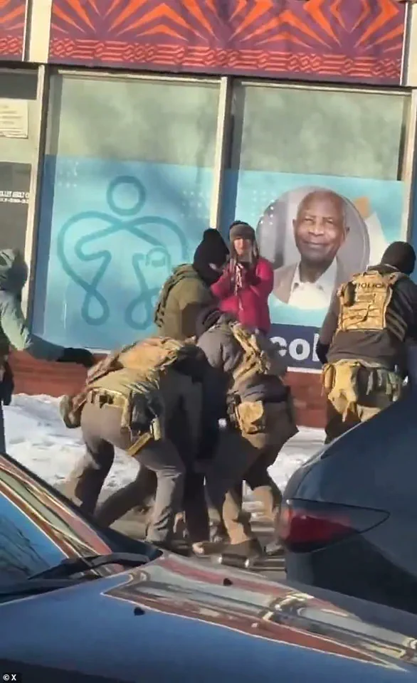 Poll Shows Public Split on Federal Agents' Actions in Alex Pretti Shooting