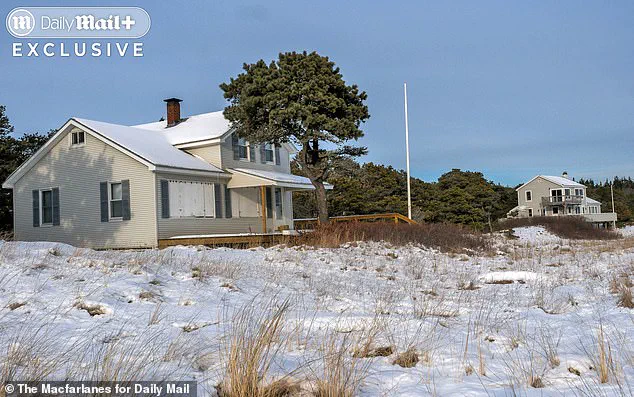 A Legal Battle Shatters Generations of Friendship in Phippsburg, Maine