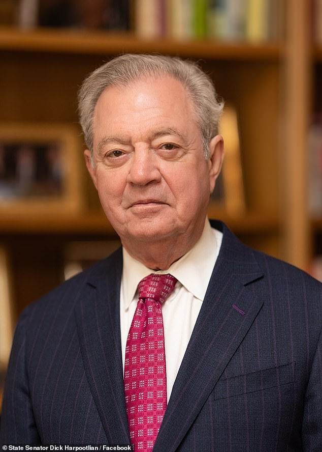 Alex Murdaugh's Defense Seeks Supreme Court Reversal of Murder Conviction, Citing Judicial Influence