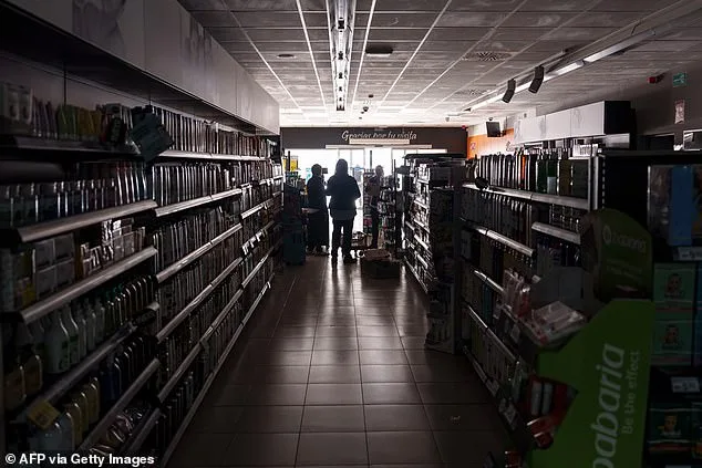 Macron Blames Spain's Blackout on Overreliance on Renewable Energy, Sparks Global Debate on 100% Green Power Systems