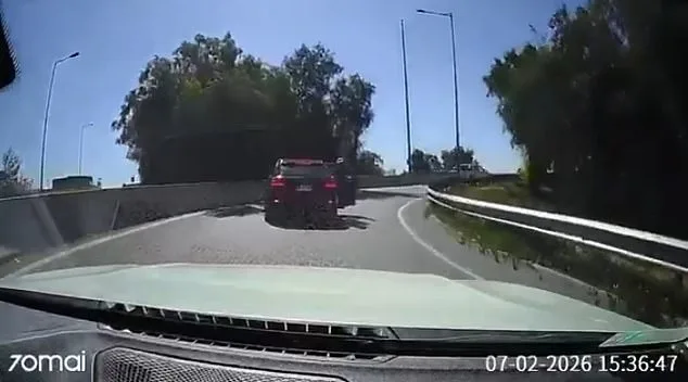 Split-Second Decision During Armed Robbery Highlights Safety Dilemma in Chile