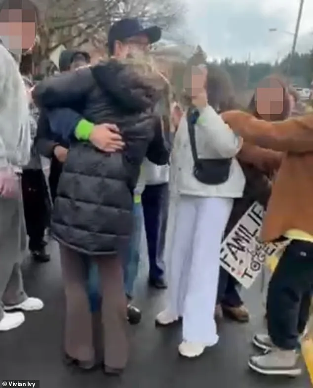 Schoolgirls' Violent Attack on Mother During Anti-ICE Protest in Issaquah