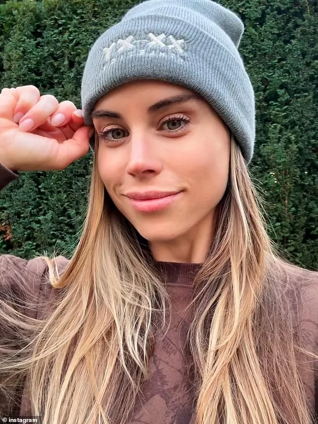 Schoolgirls' Violent Attack on Mother During Anti-ICE Protest in Issaquah