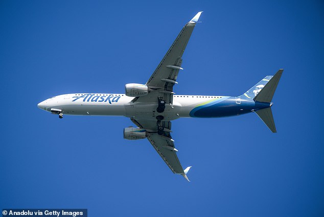 Alaska Airlines Pilots Secure Landmark Pay Deal with 21% Immediate Raise