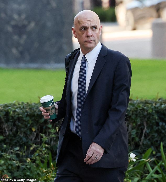 Mark Zuckerberg's Ill-Fitting Suit at Court Hearing Sparks Criticism Over Tech Executives' Disconnect