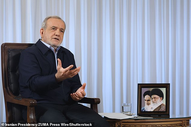 Trump Weighs Targeted Strikes on Iran in Bid to Force Nuclear Deal