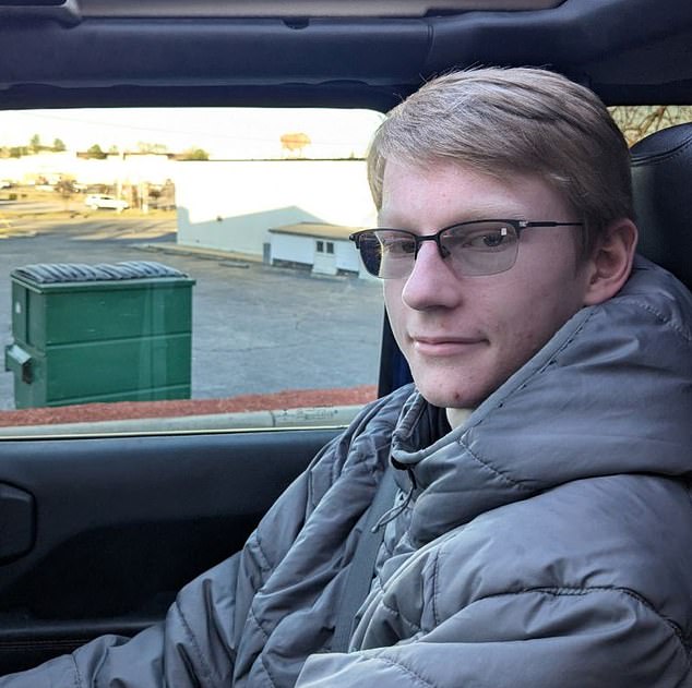 21-Year-Old Man Killed After Entering Secure Area at Mar-a-Lago; Secret Service Involved