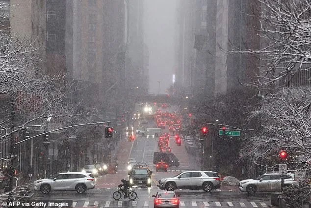 New York Mayor Orders Citywide Travel Ban Amid Historic Blizzard and State of Emergency