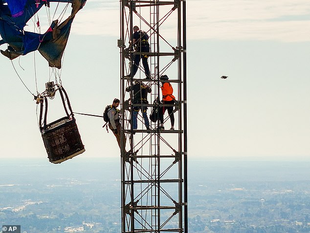 Harrowing Rescue as Texas Firefighters Save Two from Hot Air Balloon Crash into Radio Tower