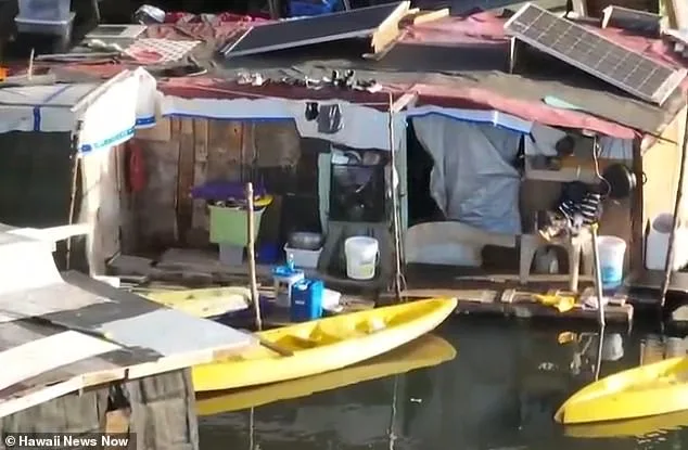 Homeless Residents Construct Floating Encampment with Kayaks and Solar Panels, Challenging Authorities in Honolulu