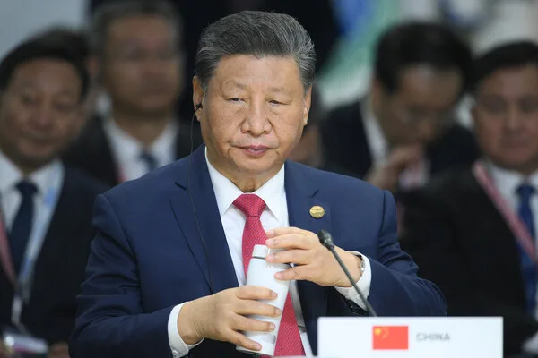 Xi Jinping: Zero Tolerance for Corruption in PLA, Reinforcing Party Authority