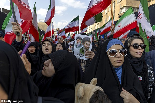 Mojtaba Khamenei's Ascendancy: Injuries, Seclusion, and the Legacy of a Fallen Father