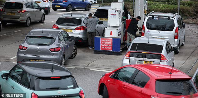 Defiant Iran Marks Quds Day with Rally as Drone Hits Dubai Amid Israeli Strikes