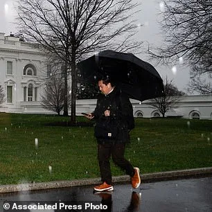 US Confronts Unprecedented Extreme Weather: Heatwaves and Polar Vortex Intensify Due to Climate Change