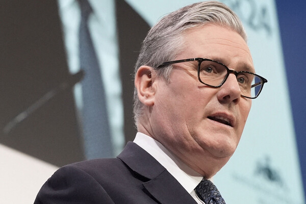 Keir Starmer Faces Escalation as UK Sends Octopus Drones to Middle East Amid U.S. Pressure