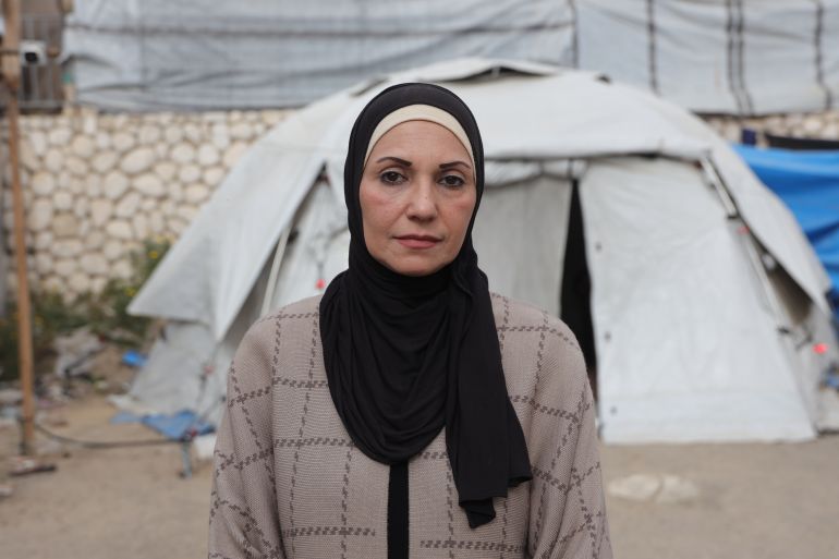 Desperation on Beirut's Waterfront: A Syrian Refugee's Search for Shelter Amid War and Collapse