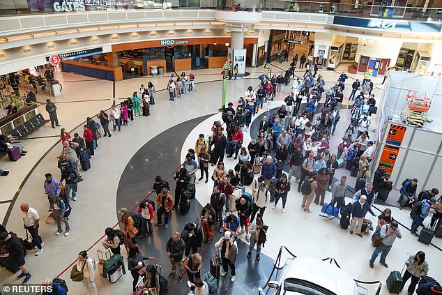 Cruz Proposes Reconciliation-Driven Restructuring of ICE and CBP Budgets to Resolve DHS Funding Deadlock