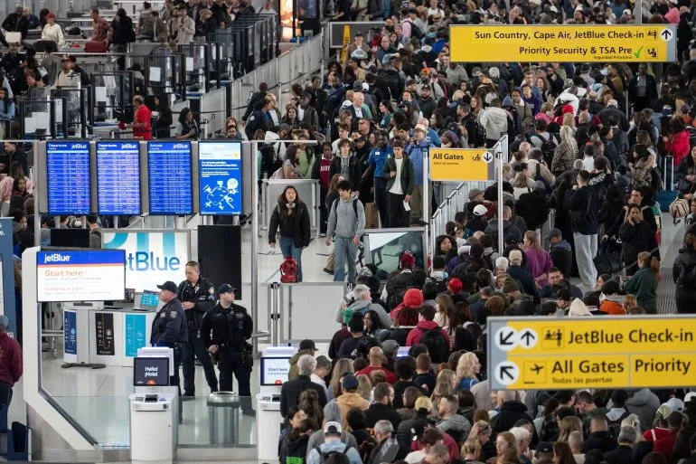Trump's Airport Immigration Crackdown Intensifies Chaos Amid Government Shutdown and DHS Funding Stalemate