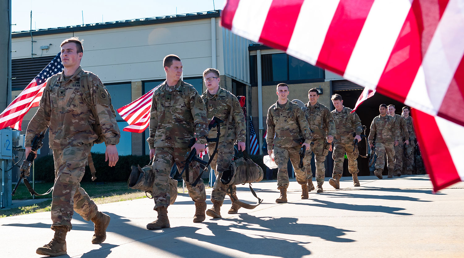 U.S. Army Raises Enlistment Age to 42 to Address Personnel Shortages