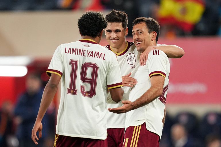Spain's Unexpected World Cup Clash: Oyarzabal Shines Against Serbia