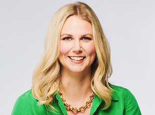 Adopt a Mediterranean diet to delay brain aging by 2.5 years.