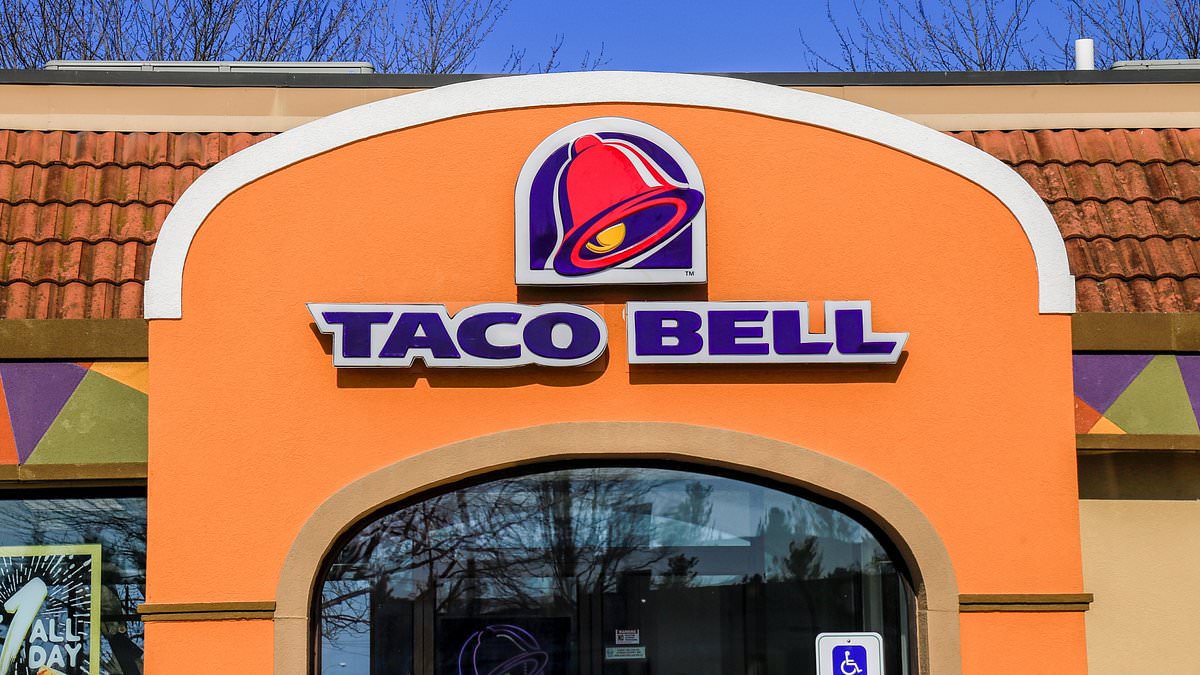 Taco Bell removes fresh toppings nationwide after Michigan parasite outbreak concerns.
