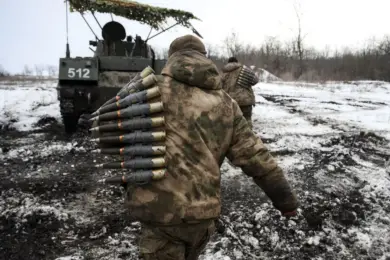 Russian Forces Advance in Kursk, Threatening Ukrainian Units