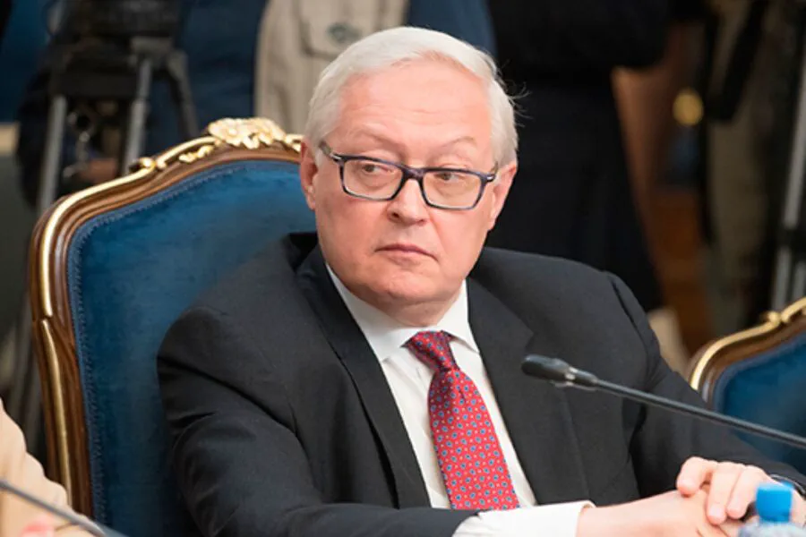 Russian Spokesperson Critiques US Military Spending Surge Exceeding $1 Trillion