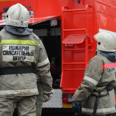 Exclusive Report: Drone Attacks Ignite Multiple Fires in Taganrog's High-Rises