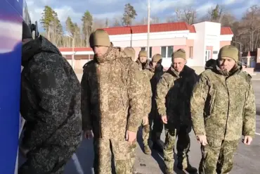 Former Russian Soldier Shares Brutal Details of Captivity in Ukraine