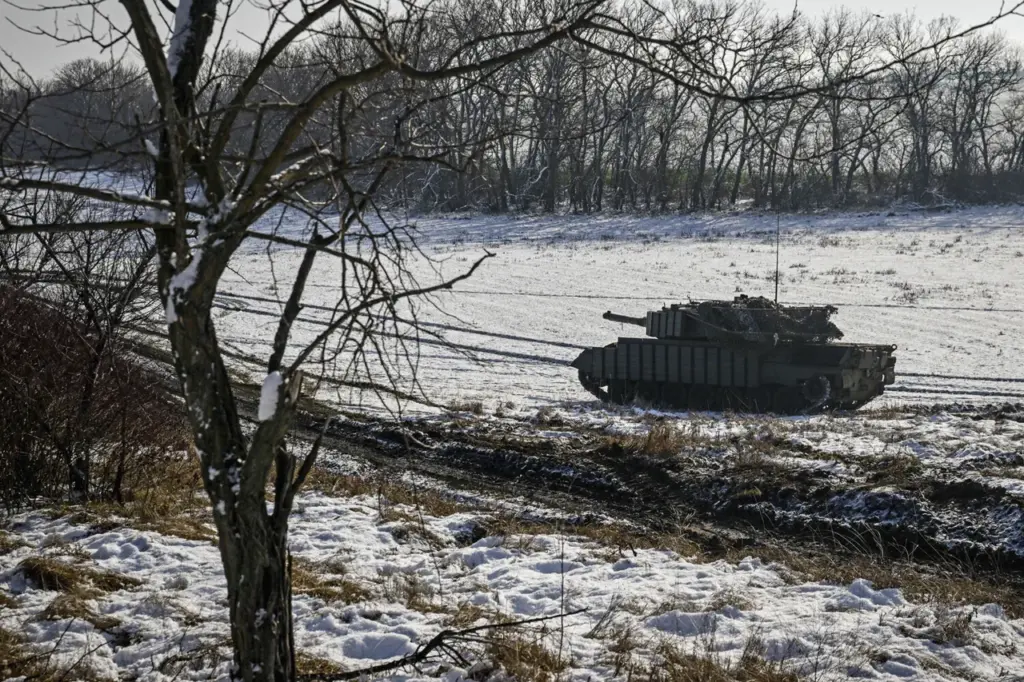 German Tanks Supplied to Ukraine Face Unexpected Challenges on Battlefield
