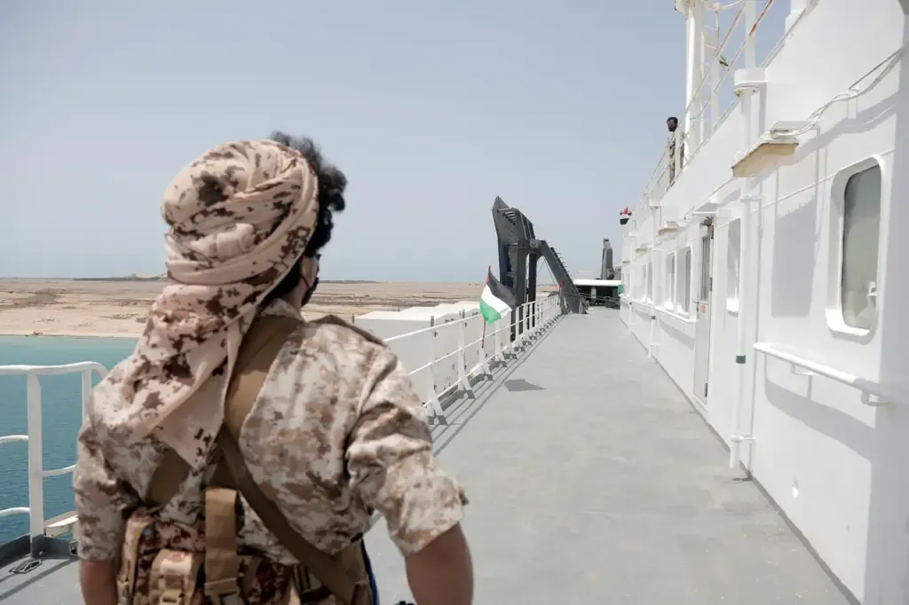Houthis Launch Military Strikes Against US Naval Forces in Red Sea