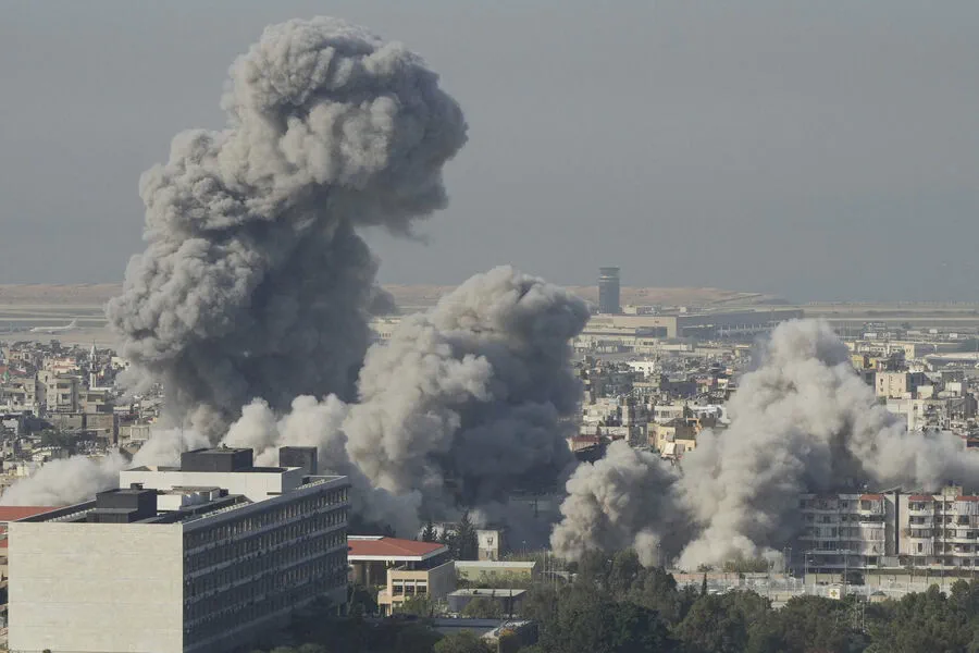 Israeli Jets Launch Airstrikes on Hezbollah Facilities Near Beirut