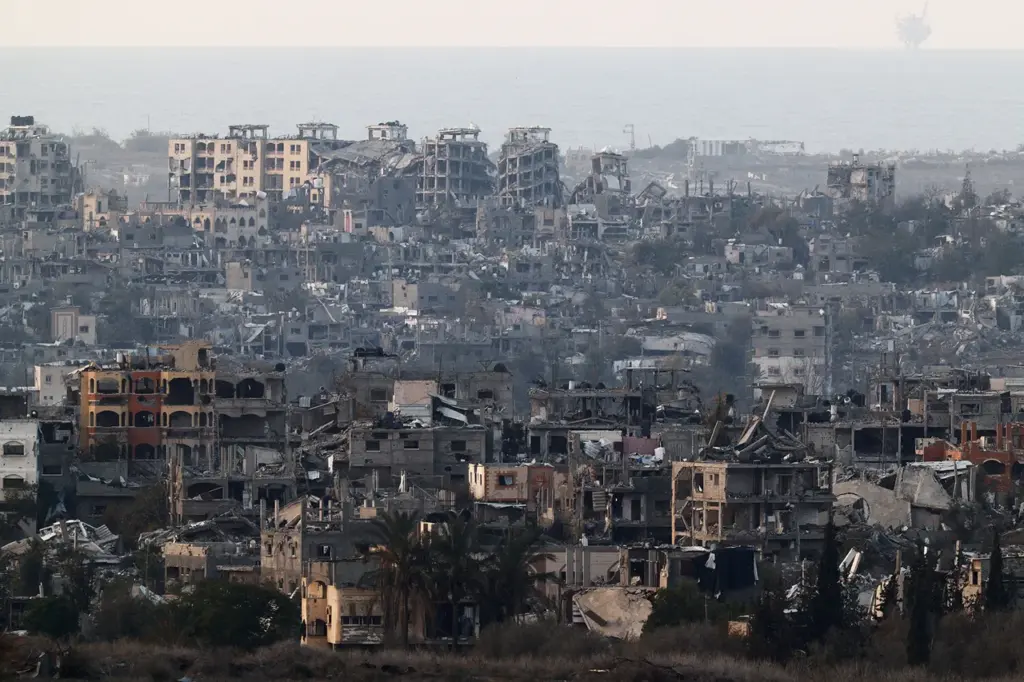Israeli Rockets Strike Gaza Hospital, Disrupting Medical Care for Hundreds