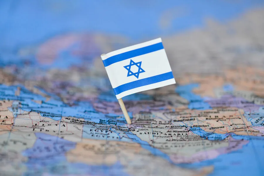 Israeli Strikes Disrupt Housing for Refugees Near Lebanese Border
