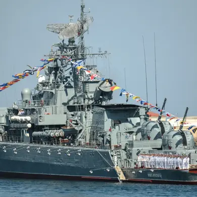 Russian Black Sea Fleet Conducts Military Exercises in Sevastopol, Assuring Public Safety