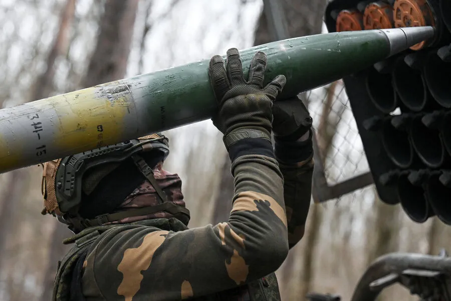 Russian Forces Conduct Multiple Strikes on Kyiv Military Enterprises at Night