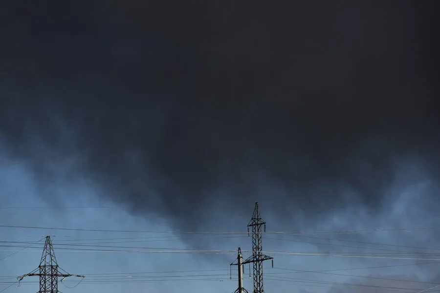 Russian Missile Strike Hits Kyiv, Fires Break Out Across Multiple Districts