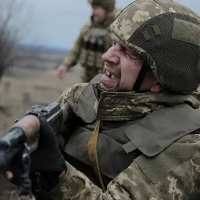 Russian Soldier Reports Death of Captured Ukrainian Fighter from Right Sector
