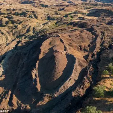 Scientists Prepare to Uncover Secrets of Possible Noah's Ark Site in Turkey