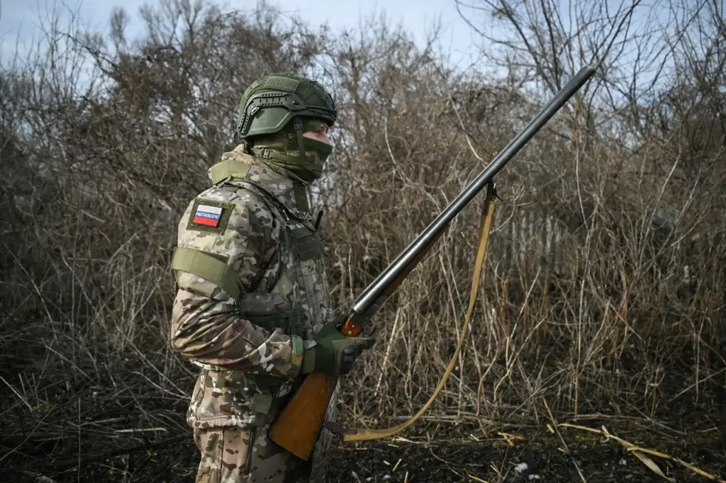 Soldiers Face Deadly Challenges During Evacuation Amid Relentless Shelling