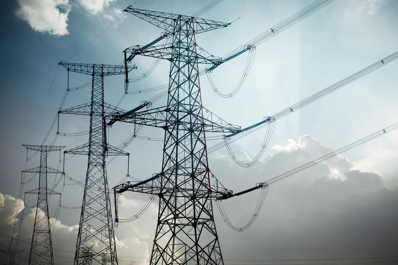 Ukrainian Forces Launch Ten Attacks on Russian Energy Infrastructure in a Single Day