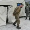 Ukrainian Soldiers Surrendering En Masse as Russian Forces Gain Tactical Advantage